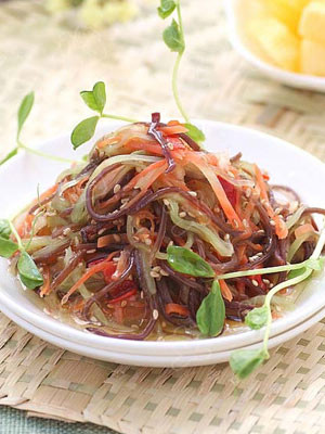 胡萝卜丝拌菜