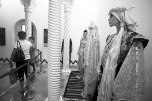 漫步卡什巴看“父辈的屋子”