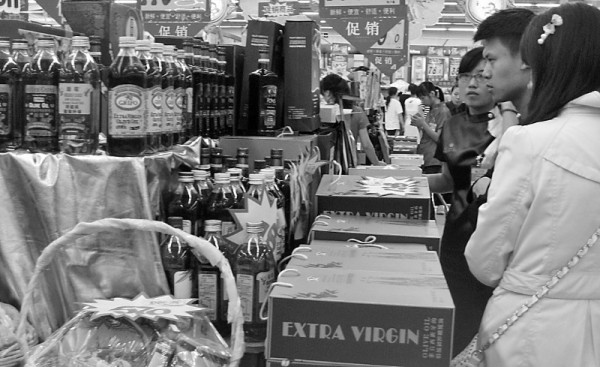 临近中秋橄榄油突然热销 如何选购顾客一头雾水