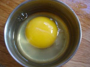 宝宝食谱：芦笋水波蛋